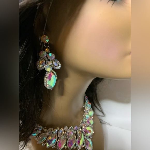 Statement Necklace & Earring Set - Picture 5 of 7